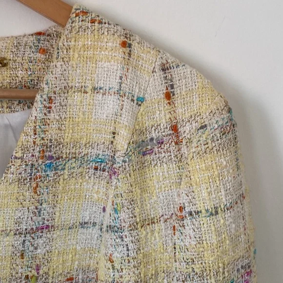 Spring tones Tweed Blazer - Picture 12 of 14